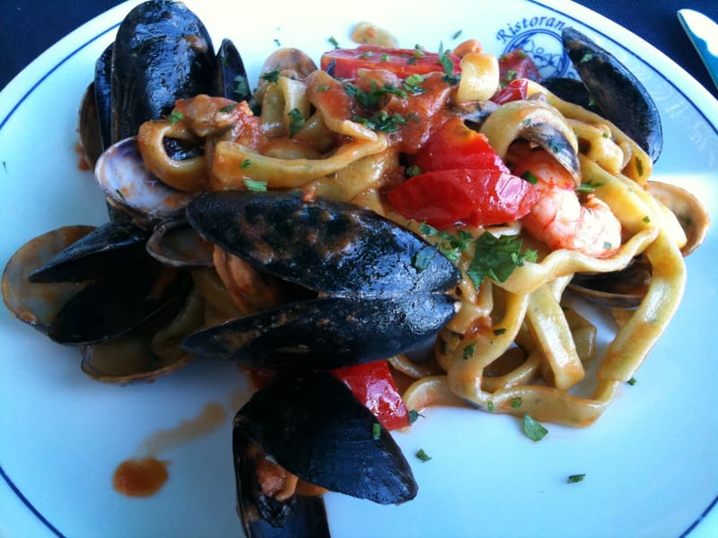 Foto di esempio: scialatielli ai frutti di mare a Capri