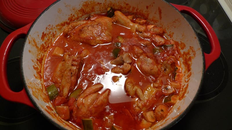 Foto di esempio: pollo alla cacciatora in umido