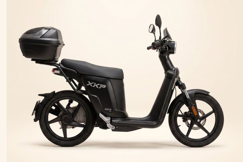Scooter elettrico Askoll XKP 45 nero con bauletto